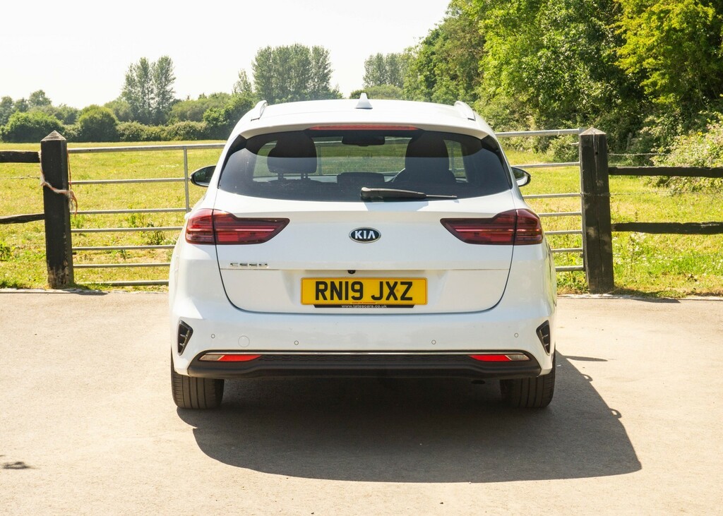 Kia Ceed 1.4 T-gdi Gt-line Hatchback Dct Euro 6 White #11
