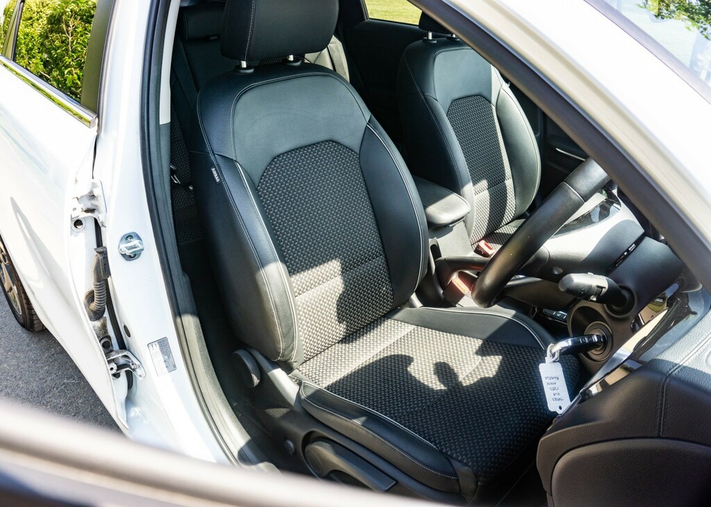 Kia Ceed 1.4 T-gdi Gt-line Hatchback Dct Euro 6 White #32