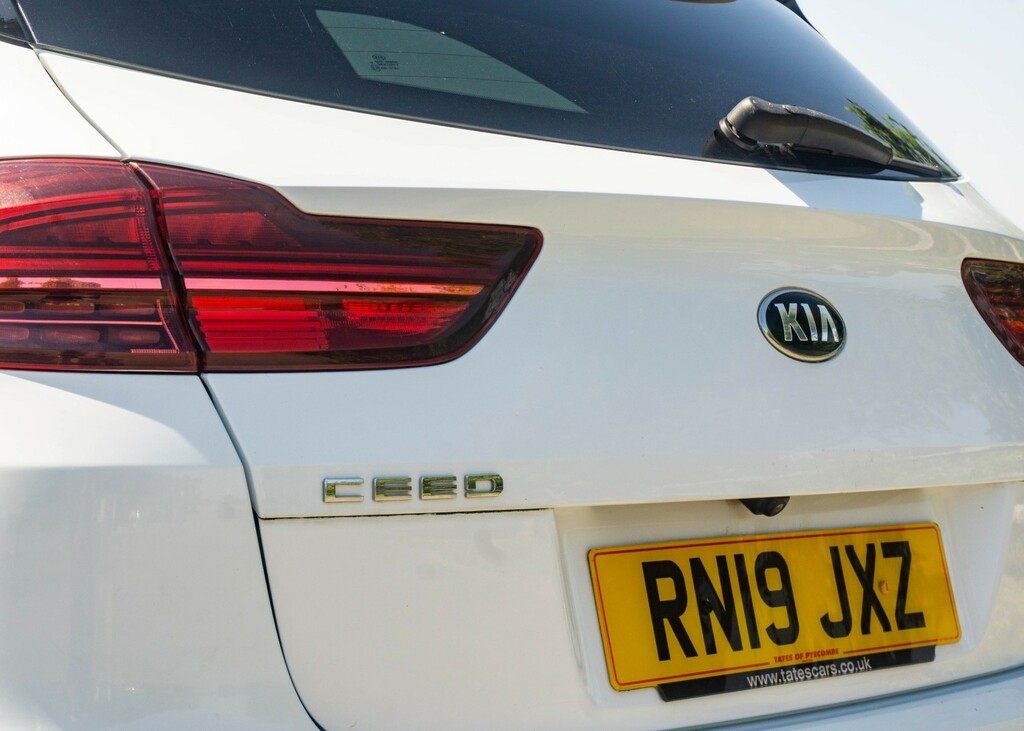 Kia Ceed 1.4 T-gdi Gt-line Hatchback Dct Euro 6 White #46