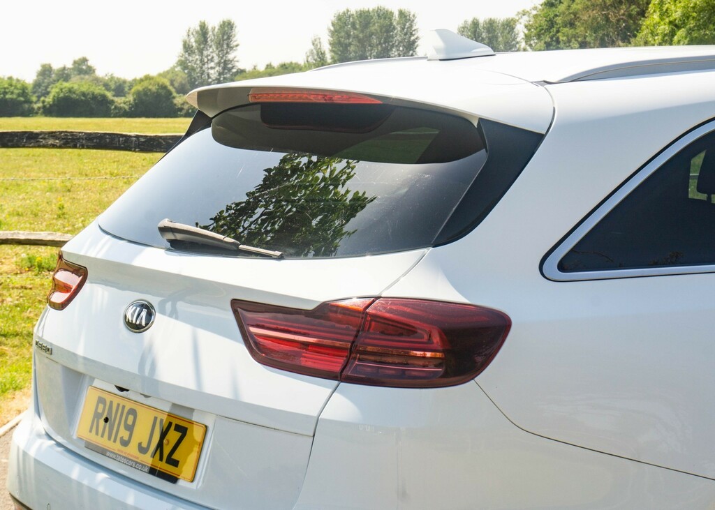 Kia Ceed 1.4 T-gdi Gt-line Hatchback Dct Euro 6 White #9