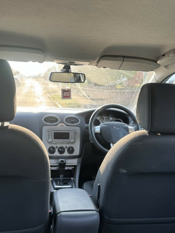 Ford Focus 1.6 Zetec Euro 5 White #6