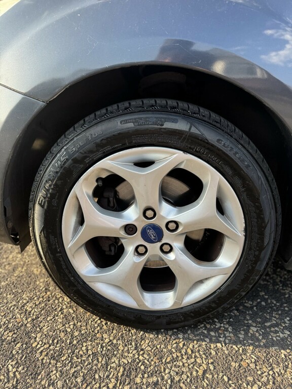 Ford Focus 1.6 Zetec Euro 5 White #18
