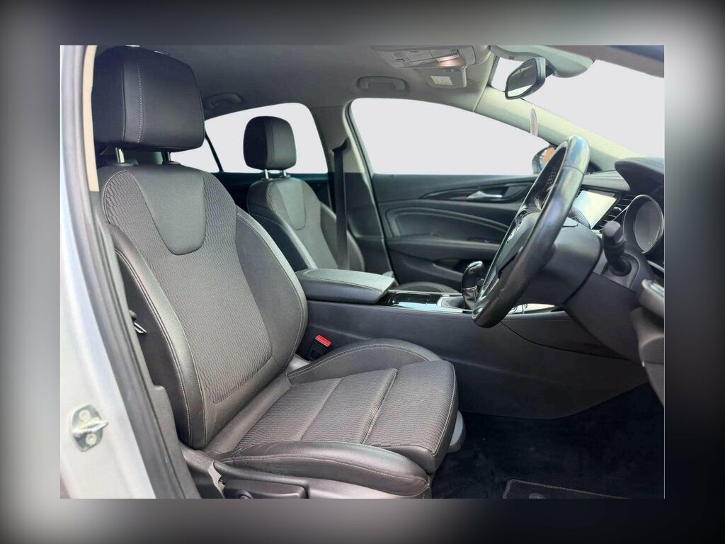 Vauxhall Insignia 2.0 Turbo D Blueinjection Sri Nav Grand Sport Euro Silver #3