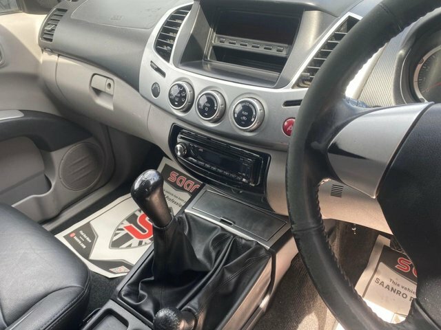 Mitsubishi L200 2.5 4Wd Warrior Dcb Red #12