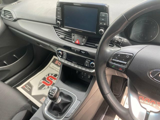 Hyundai I30 1.6Crdi Se Nav Tourer Black #15