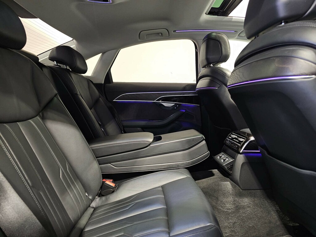 Audi A8 Saloon Black #16