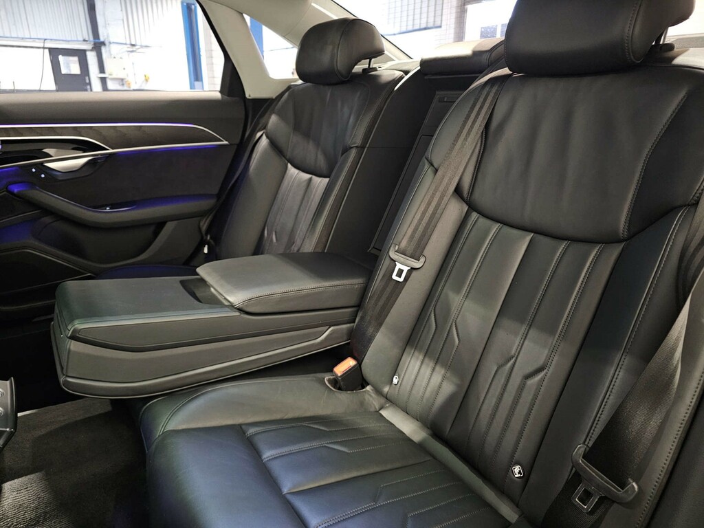 Audi A8 Saloon Black #10