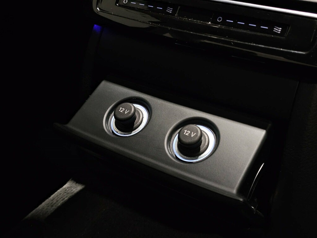 Audi A8 Saloon Black #40