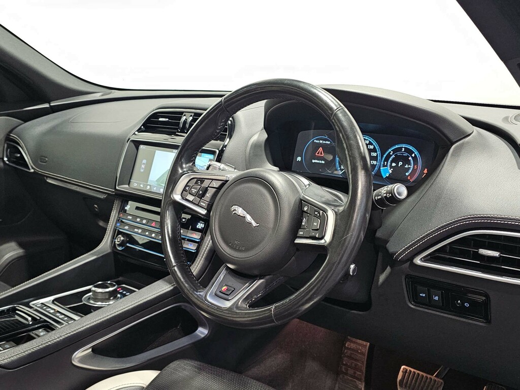 Jaguar F-Pace D300 V6 S Suv Awd Euro 6 Ss OY67UFE White