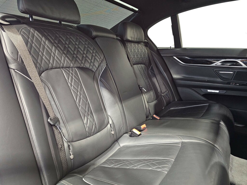 BMW 7 Series 740E M Sport Grey #10
