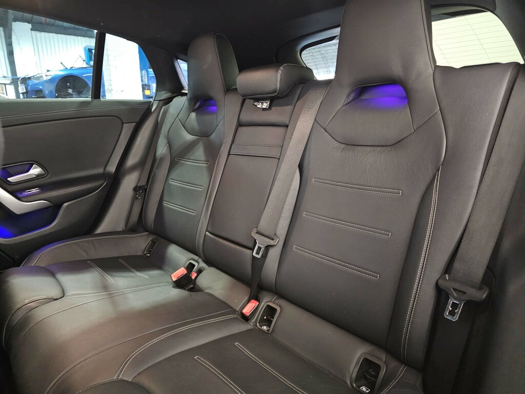 Mercedes-Benz CLA Class Cla 180 Amg Line Premium Tip Grey #9