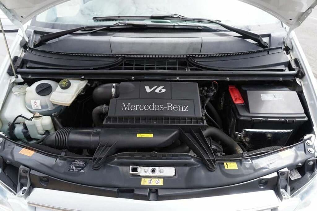 Mercedes-Benz V Class 113 Cdi White #24