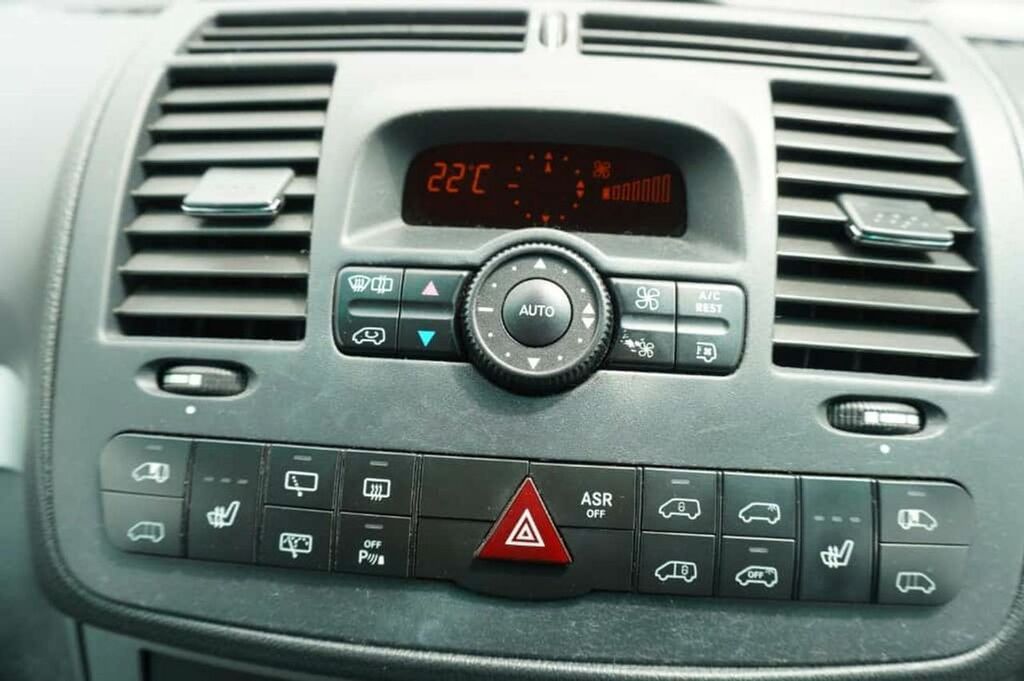 Mercedes-Benz V Class 113 Cdi White #20
