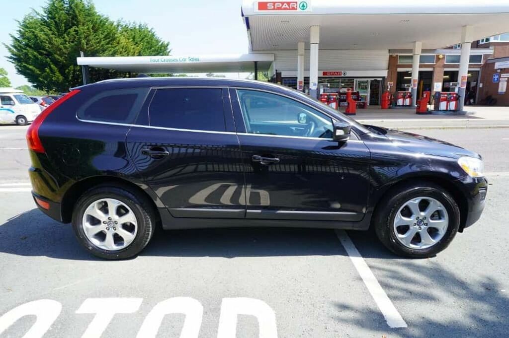 Volvo XC60 Se Black #8