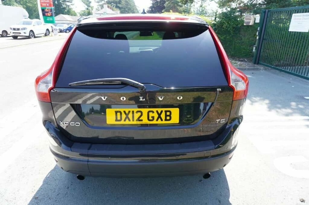 Volvo XC60 Se Black #6