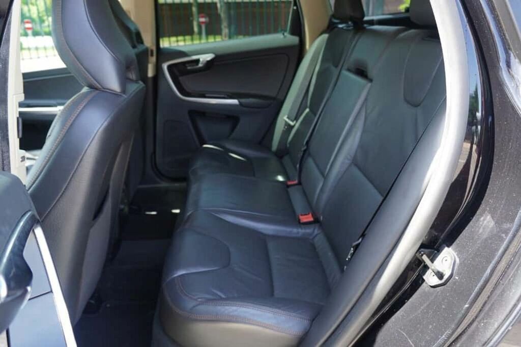 Volvo XC60 Se Black #12