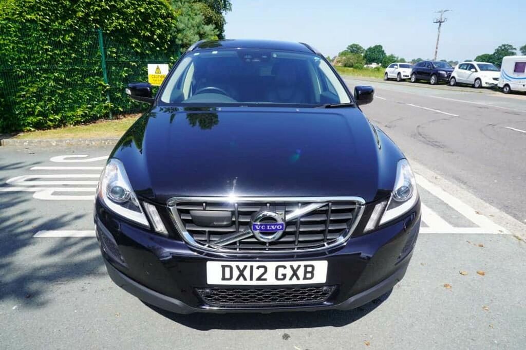 Volvo XC60 Se Black #2