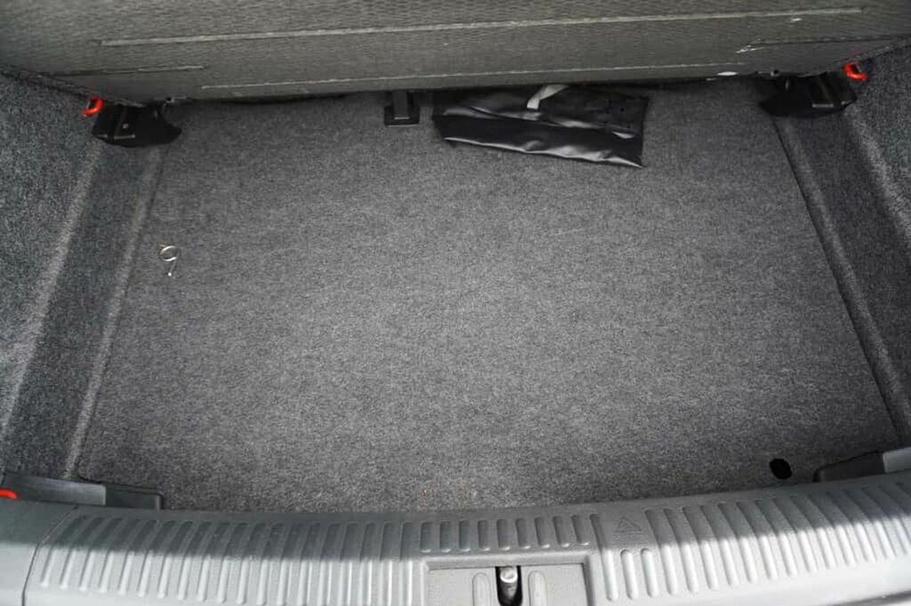 Volkswagen Polo Hatchback White #11