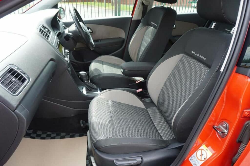 Volkswagen Polo Hatchback White #14