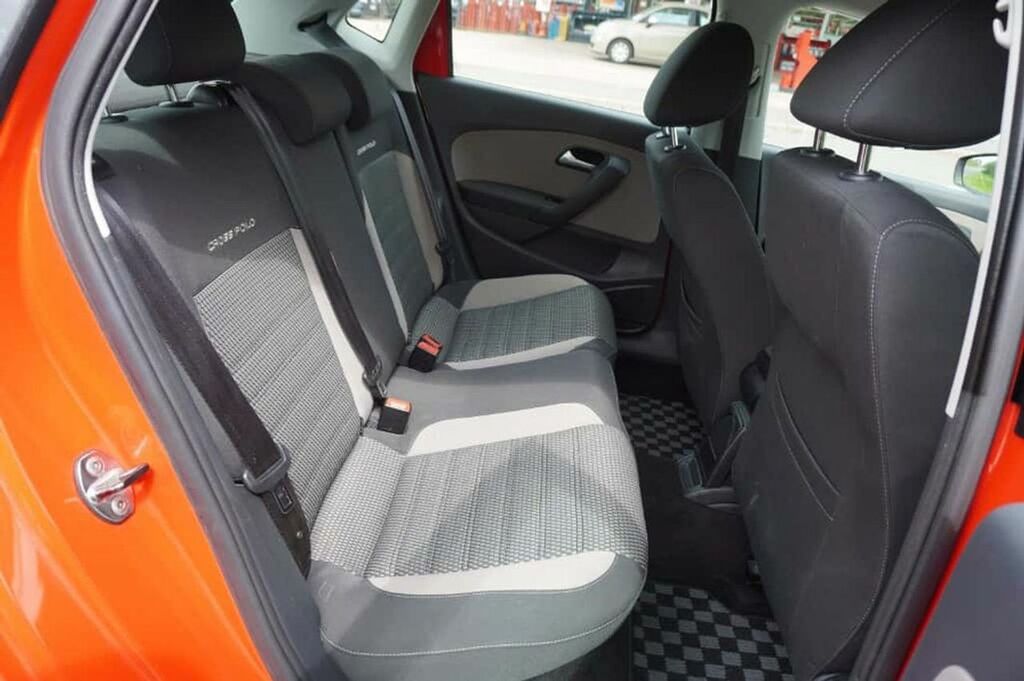 Volkswagen Polo Hatchback White #12