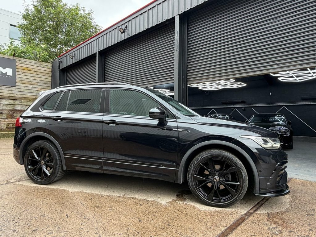 Volkswagen Tiguan 2.0 Tdi R-line Suv Dsg Euro 6 Ss 15 KR21VDG Black #6