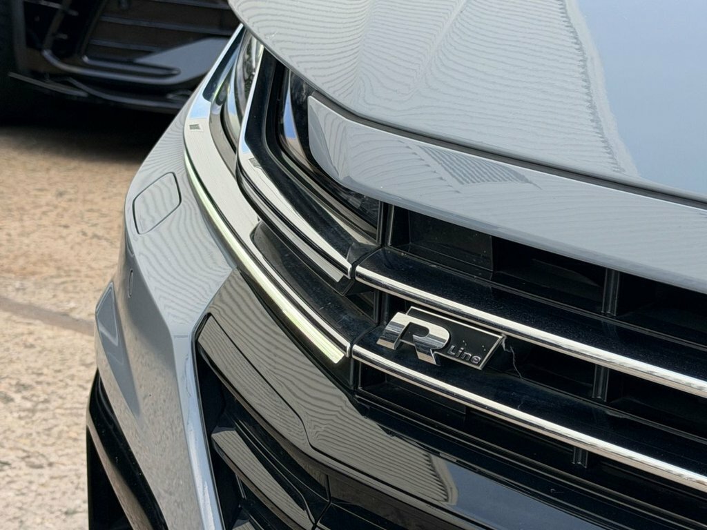 Volkswagen Arteon 2.0 Tsi R-line Grey #17