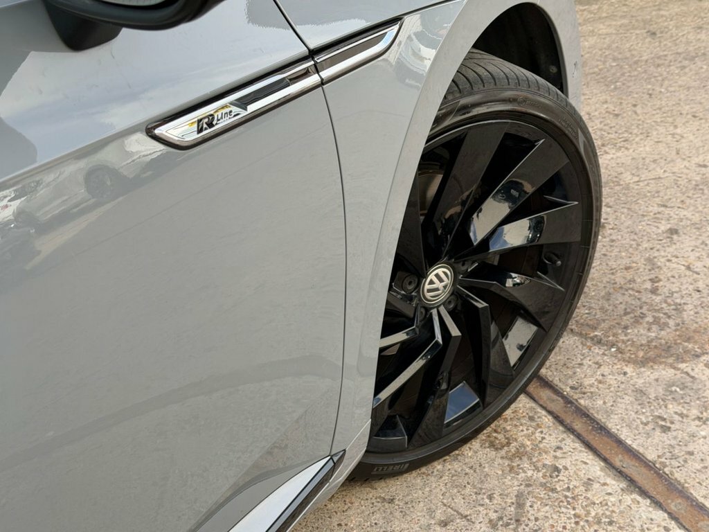 Volkswagen Arteon 2.0 Tsi R-line Grey #8