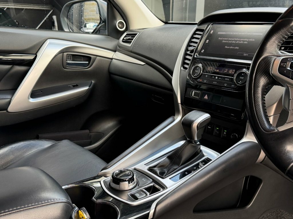 Mitsubishi Shogun Sport 4 Silver #18