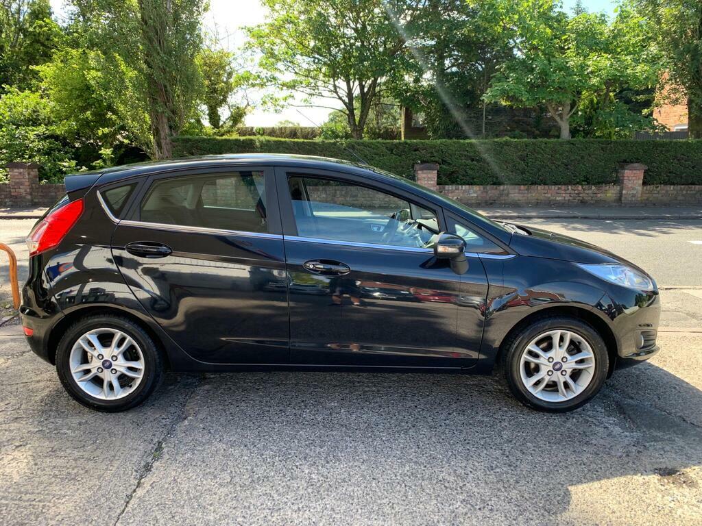 Ford Fiesta 1.6 St-2 180 Black #12
