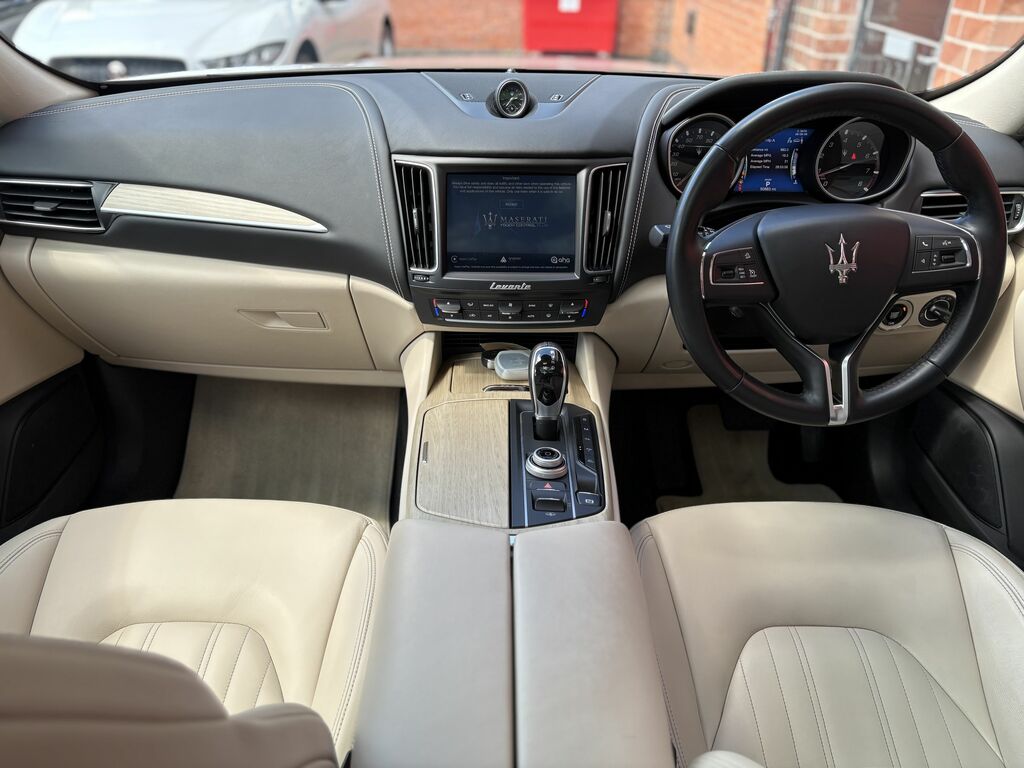 Maserati Levante 2018 3.0 V6 S Suv Zf 4Wd Euro 6 Ss Yellow #4
