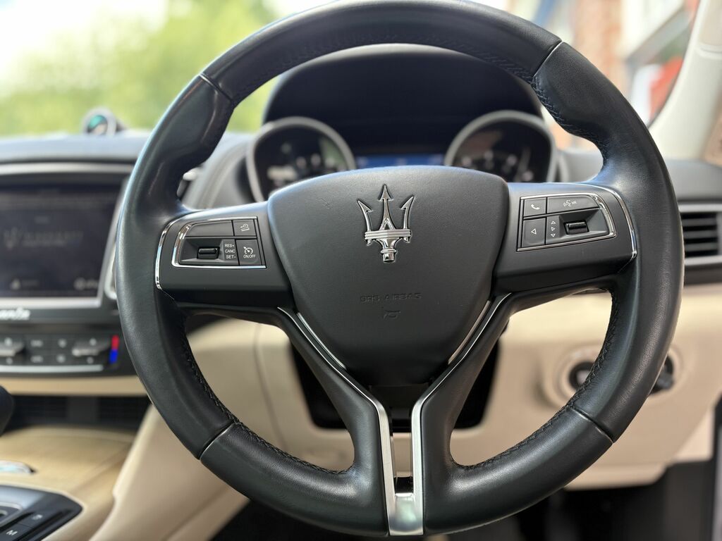 Maserati Levante S Gransport #38