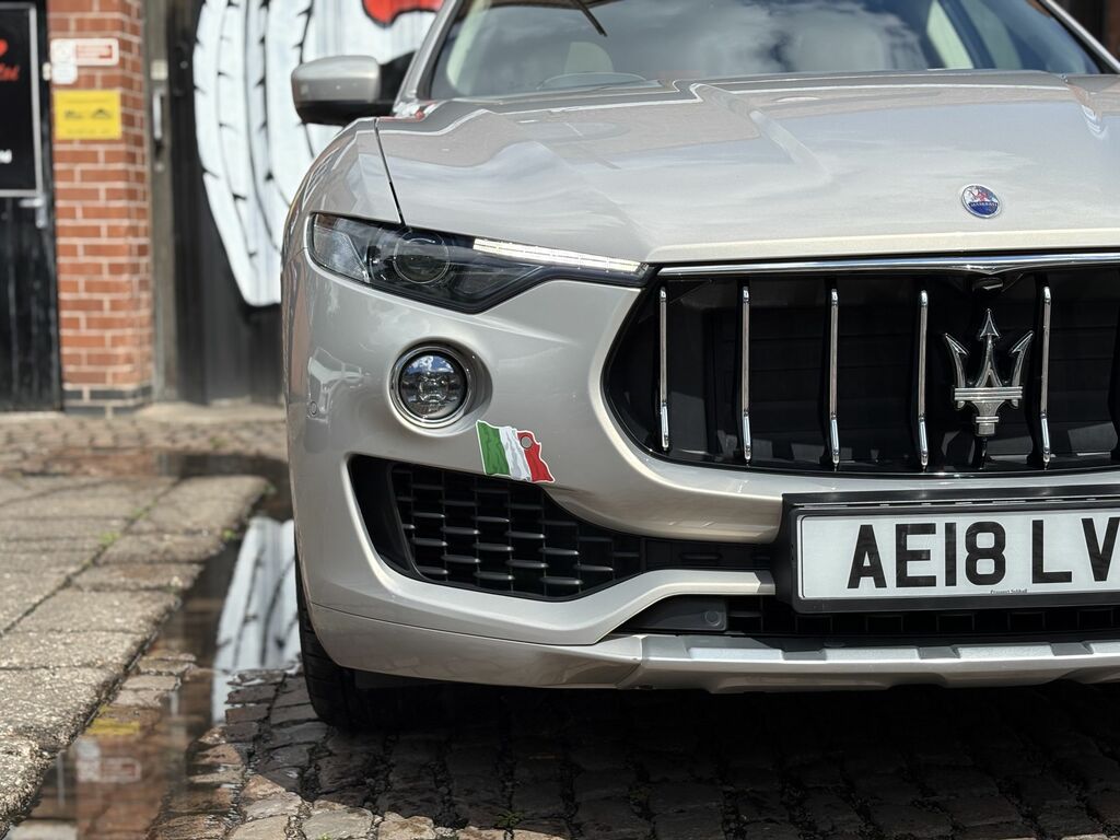 Maserati Levante S Gransport #12