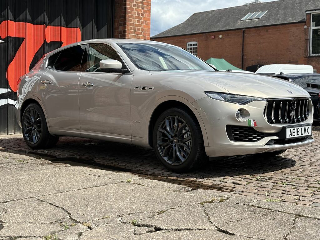Maserati Levante S Gransport #10