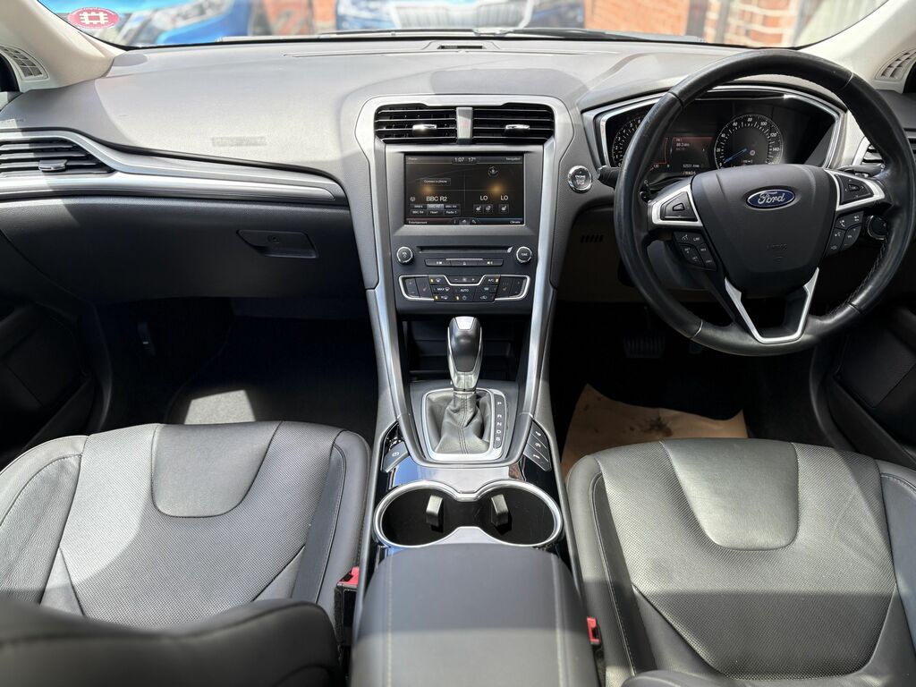 Ford Mondeo 2015 2.0T Ecoboost Titanium Estate Grey #4