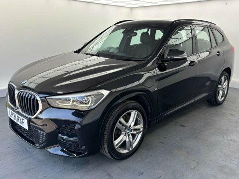 BMW X1 1.5 X1 Xdrive Black #3