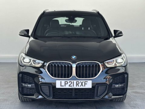 BMW X1 1.5 X1 Xdrive Black #2