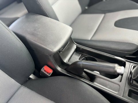 Mazda 3 2.0 Sport Silver #27