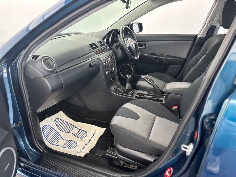 Mazda 3 2.0 Sport Silver #25