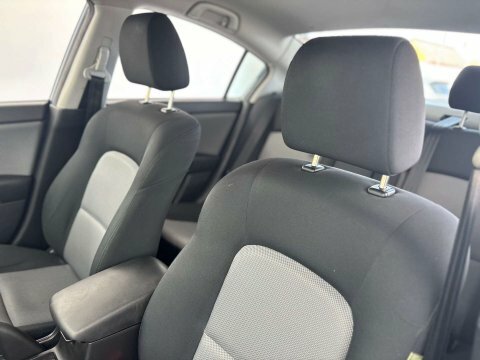 Mazda 3 2.0 Sport Silver #21