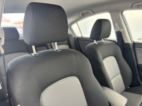 Mazda 3 2.0 Sport Silver #35