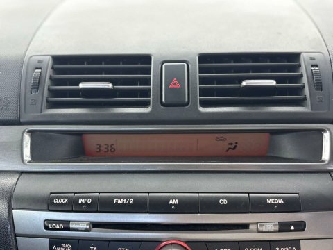 Mazda 3 2.0 Sport Silver #17