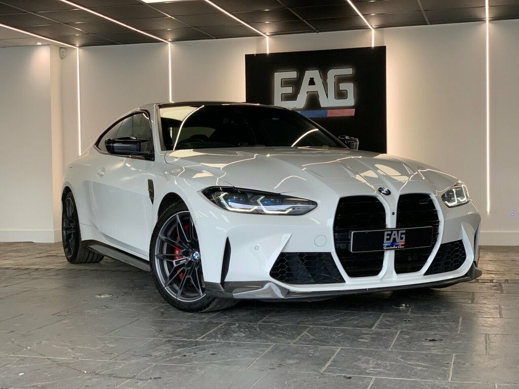BMW M4 3L Competition White