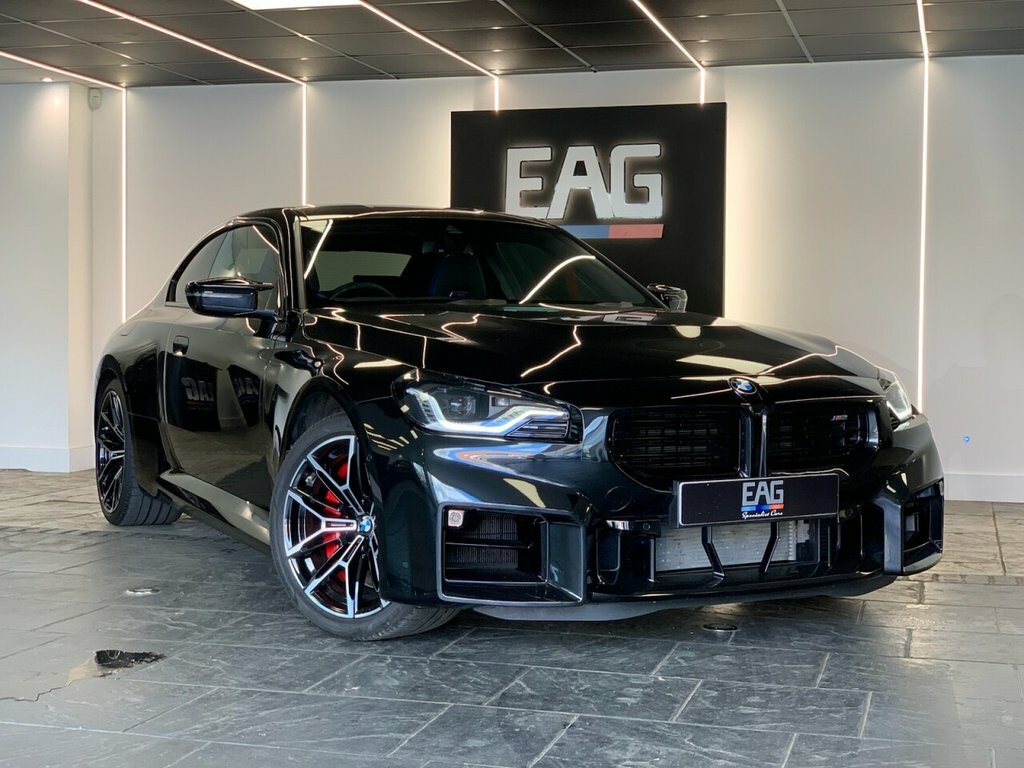 BMW M2 3L Null Black