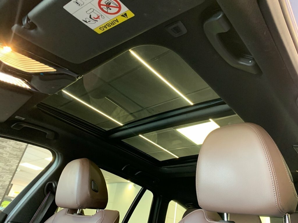 BMW 3 Series 320I M Sport Step 2024 White #34