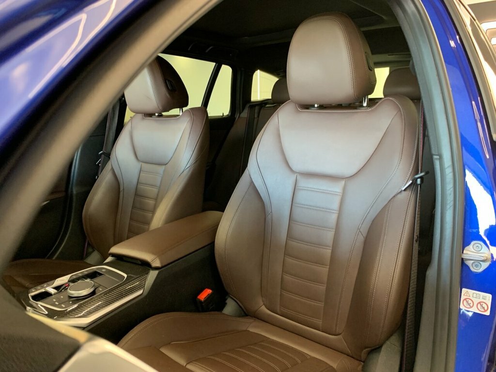 BMW 3 Series 320I M Sport Step 2024 White #33