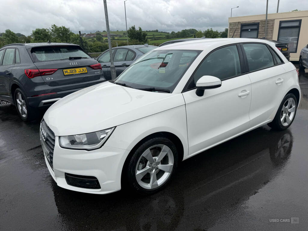 Audi A1 1.6 Tdi Sport Nav S Tronic LL67LUW White #5