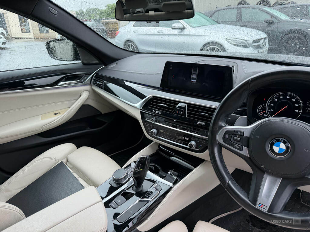 BMW 5 Series 520D Xdrive M Sport BL67OPN Black #6