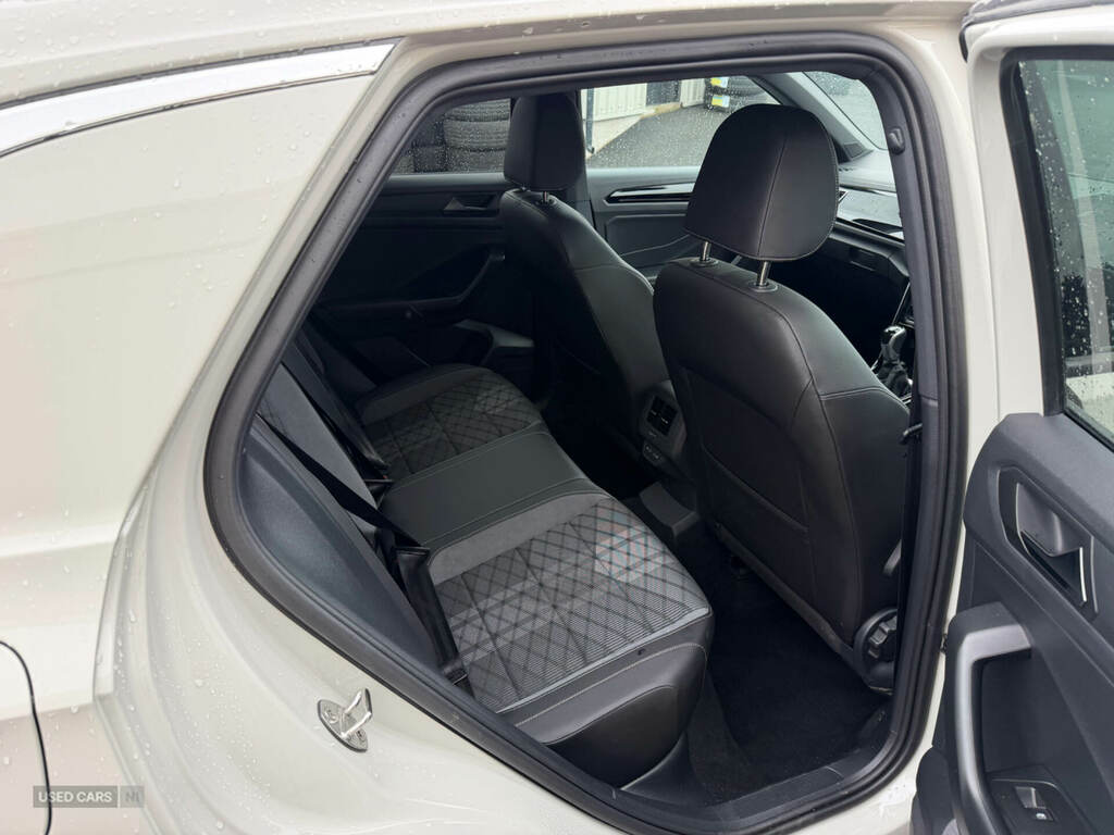Volkswagen T-Roc 1.5 Tsi R-line VK24XBP Grey #4