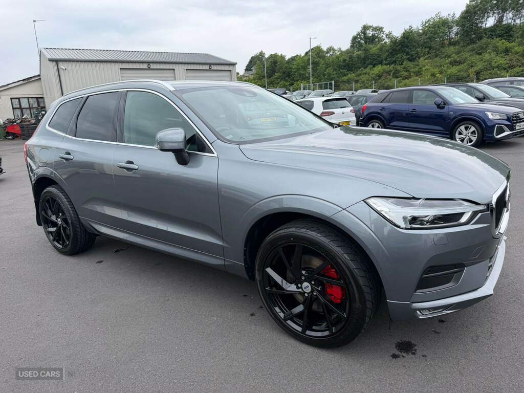 Volvo XC60 2.0 B4d Momentum Pro Awd Geartronic Grey #4