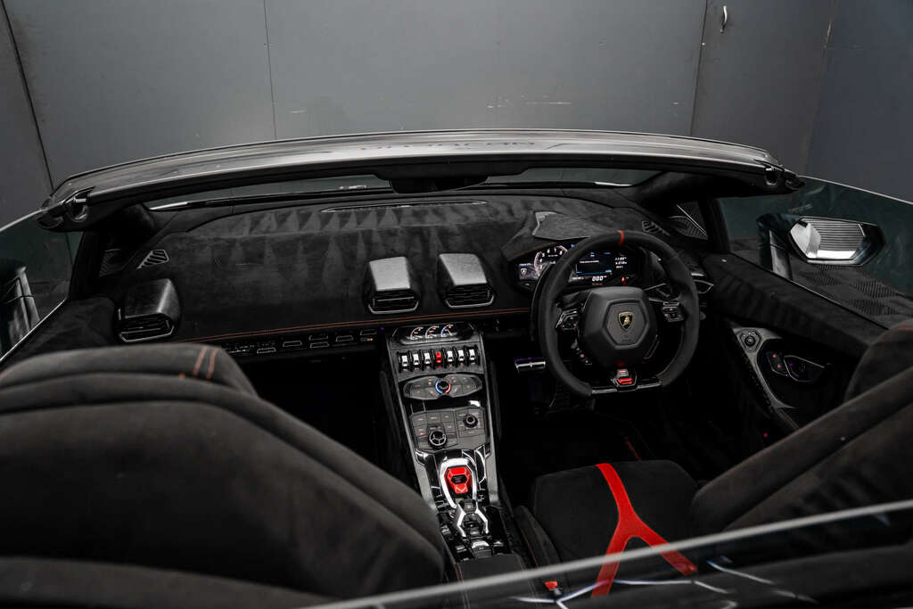Lamborghini Huracan Performante Black #55